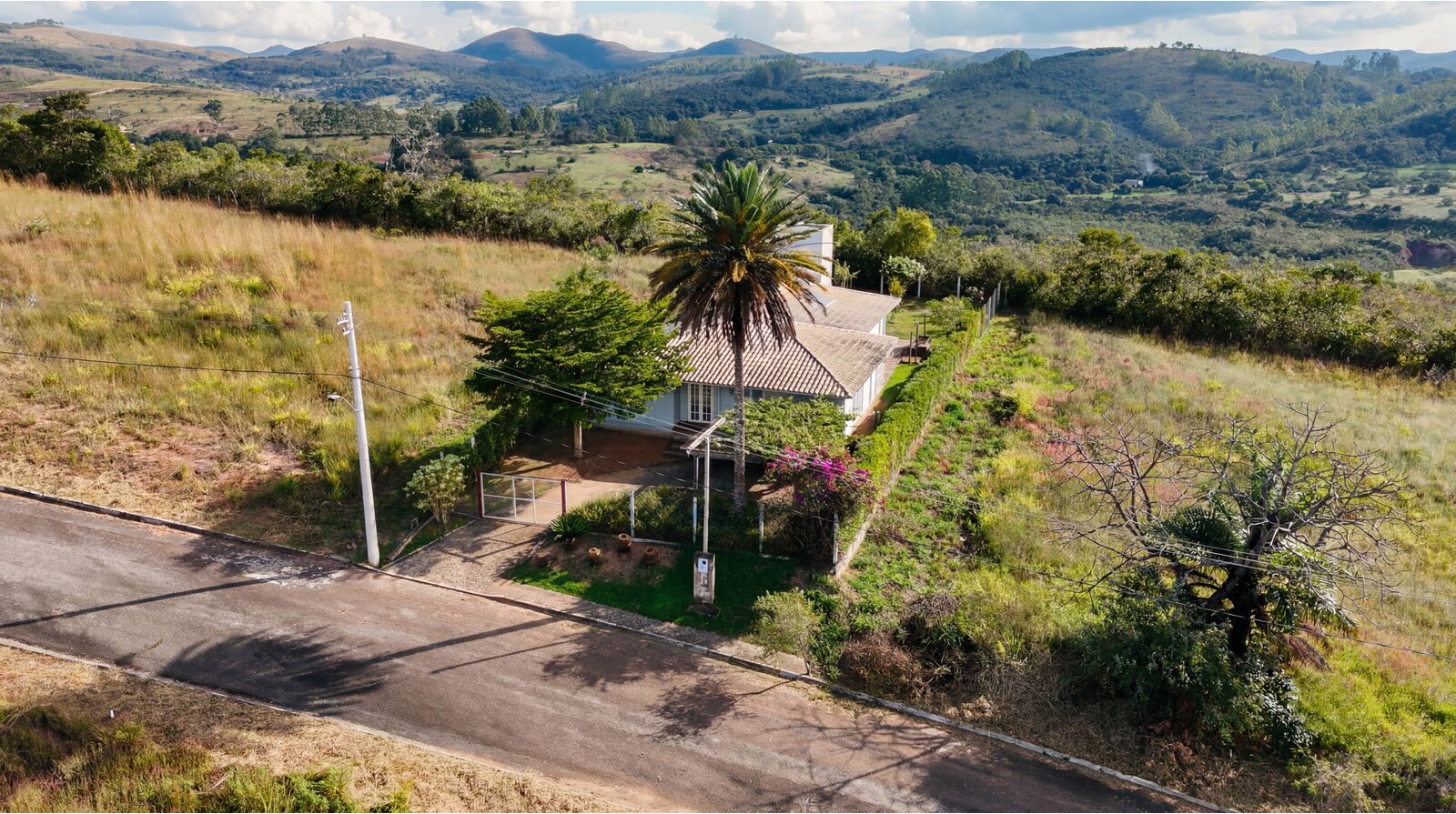Casa de campo já construída no Retiro do Bação